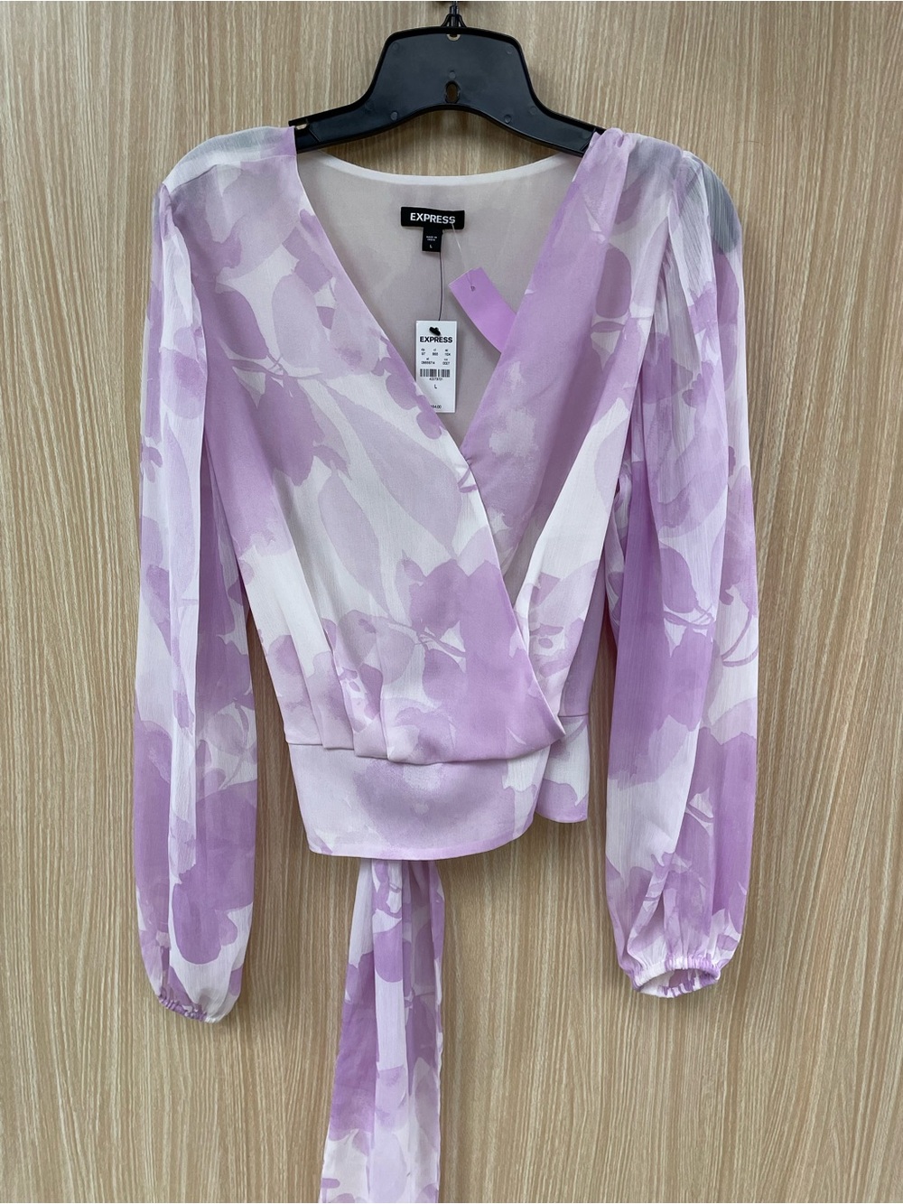 Express white print top size large NEW